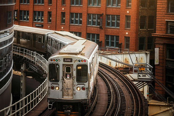 Chicago L train
